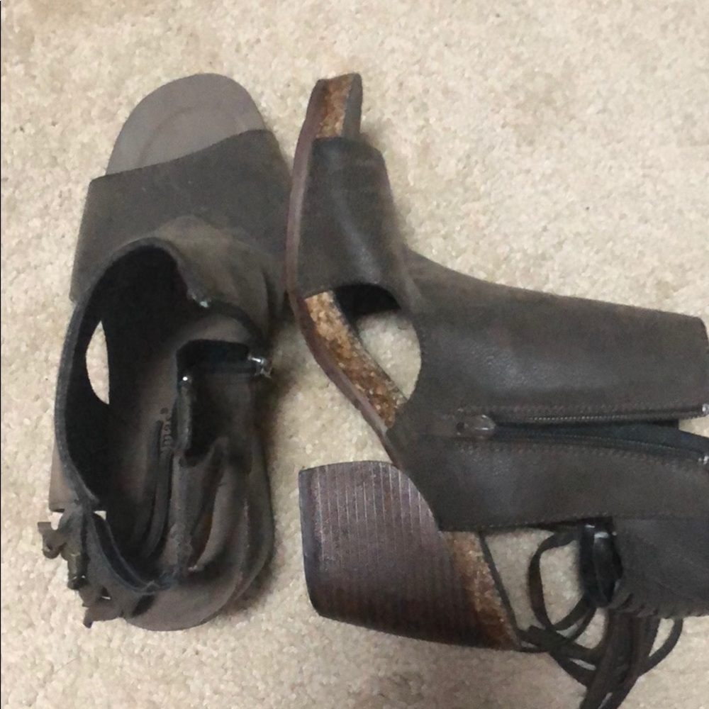 Pierre Dumas brown/dark grey booties